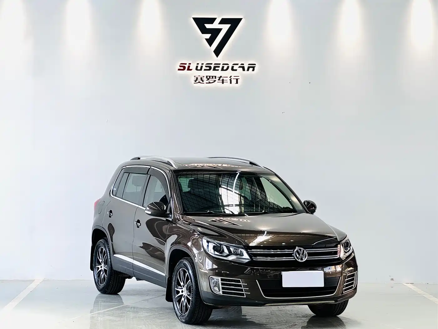 Volkswagen Tiguan 2015 1.8TSI Automatic 2WD Highline фото 3