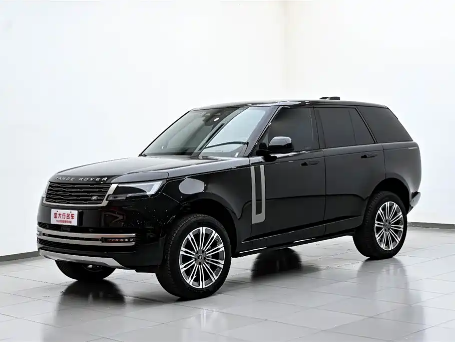 Land Rover Range Rover 2023 3.0 L6 360PS Golden Age Edition фото 2