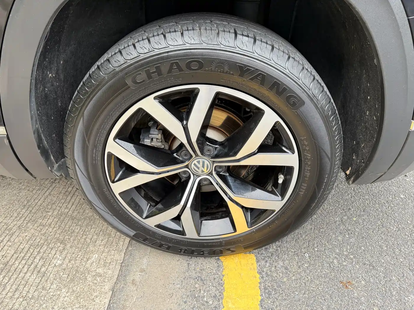 Volkswagen Teramont 2019 380TSI 4WD Luxury Edition China VI фото 13
