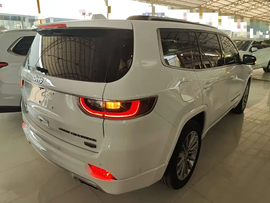 Jeep Grand Commander 2019 2018 2.0T 4WD Royal Edition (China V)