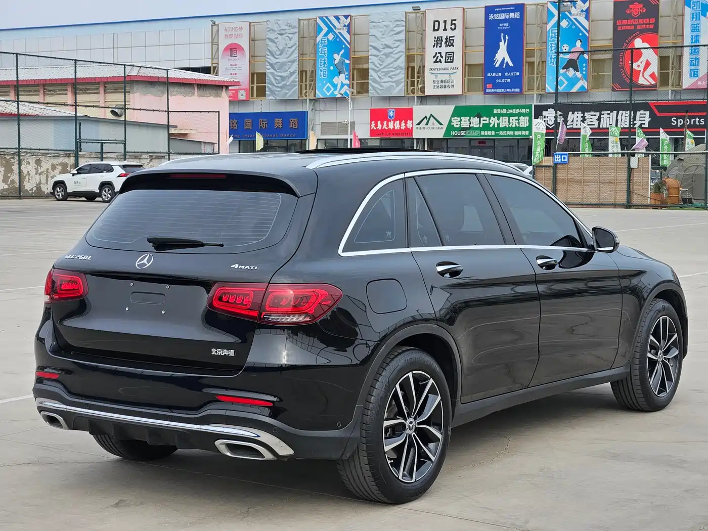 Mercedes-Benz GLC 2022 Facelift II GLC 260 L 4MATIC Luxury фото 6