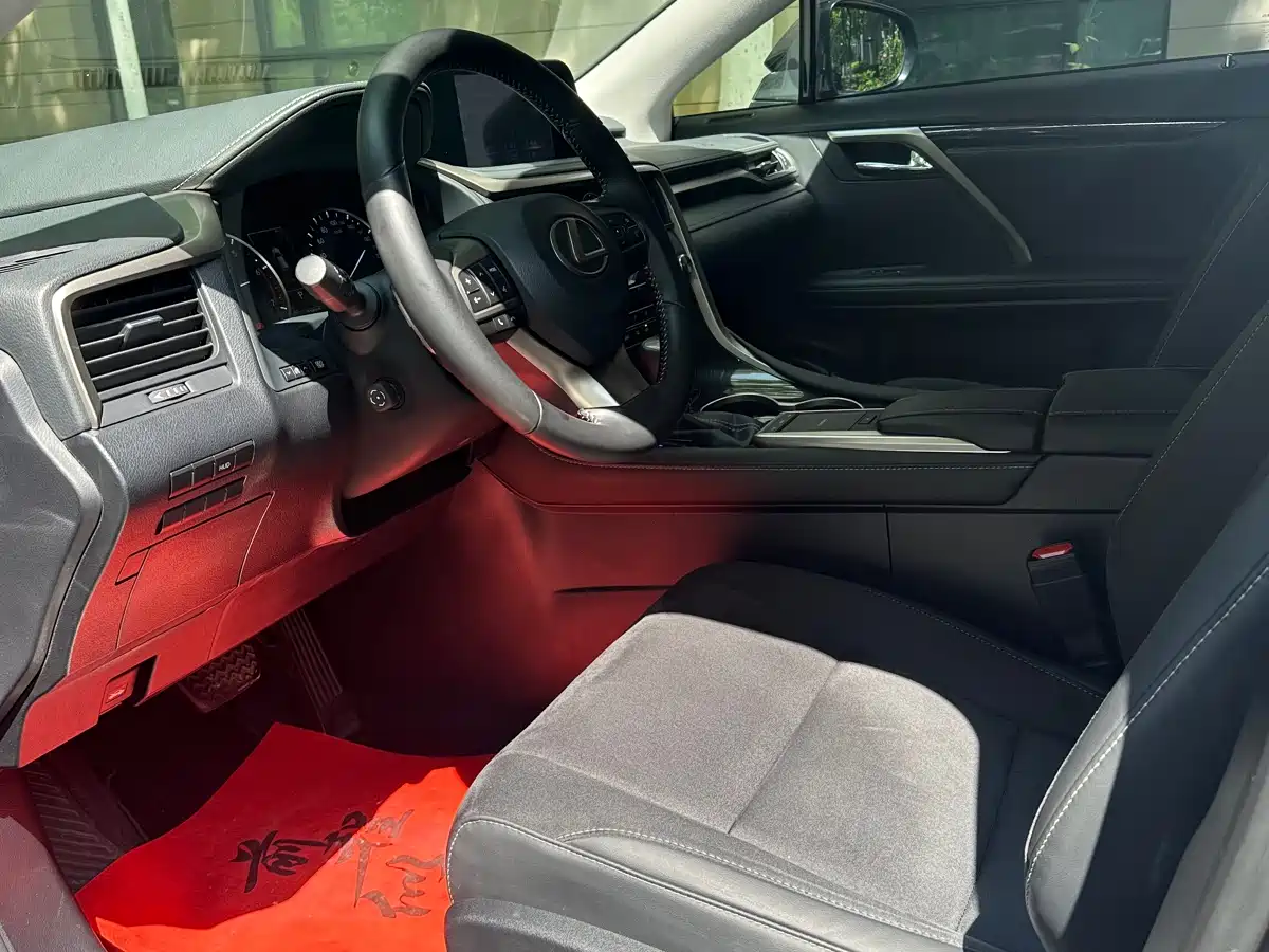 Lexus RX 2020 Facelift 300 2WD Elite Edition фото 7