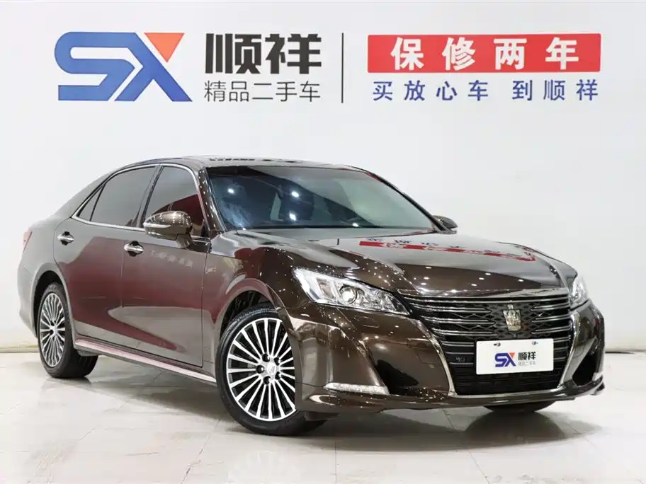 Toyota Crown 2018 2.0T Sport Edition фото 3