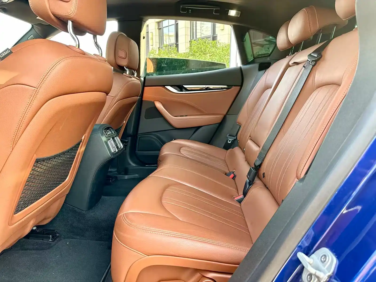 Фото 7 - Maserati Levante