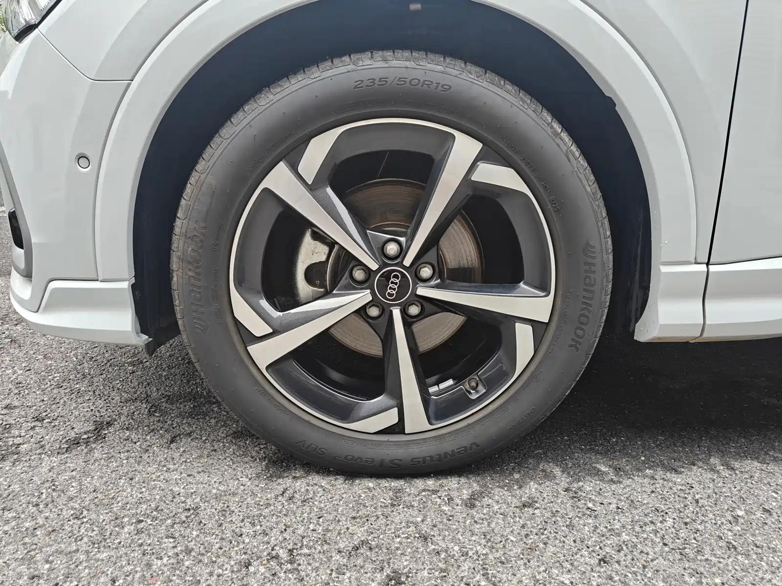 Фото 15 - Audi Q3