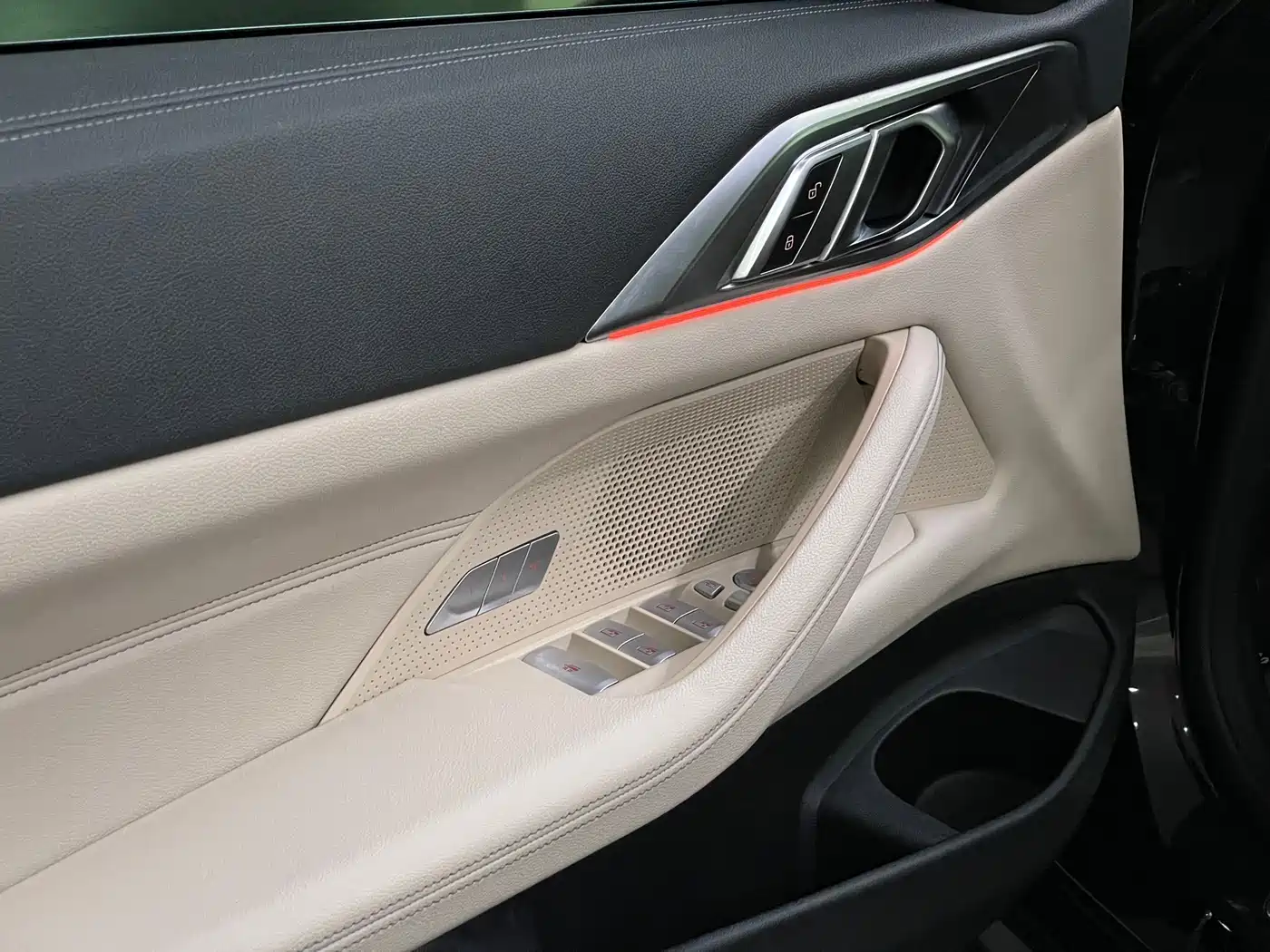 BMW 4 Series 2022 425i Convertible M Sport Package фото 20