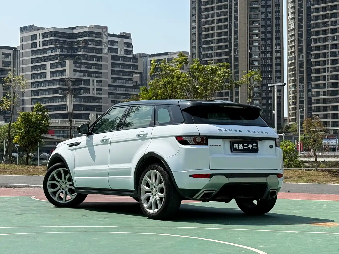 Land Rover Range Rover Evoque (Import) 2015 2015 2.0T 5-door Dynamic Edition
