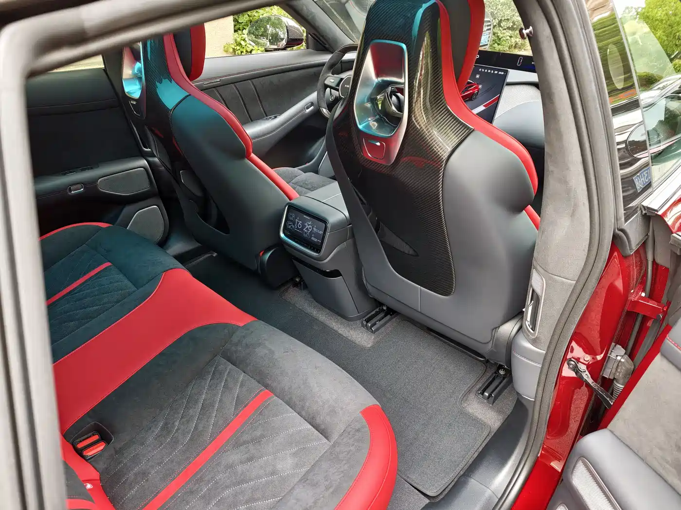 Xiaomi Auto Xiaomi YU7 2026 GT фото 4