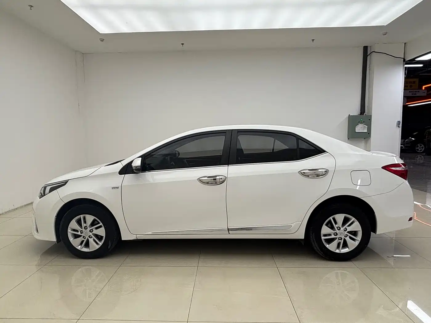 Toyota Corolla 2017 1.2T CVT GL фото 5