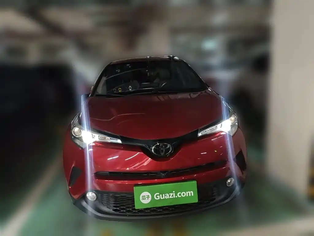 Toyota C-HR 2019 2018 2.0L Leading Sunroof Edition China VI