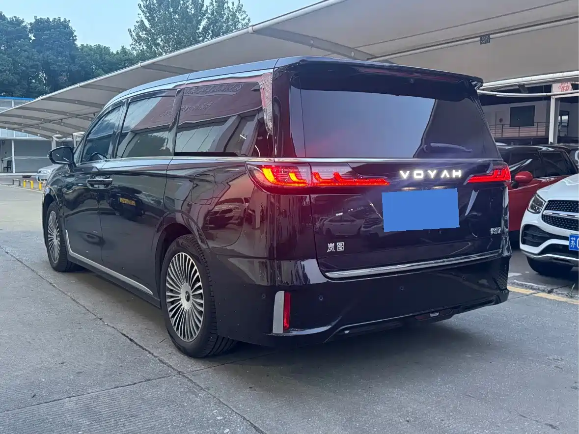Voyah Auto Voyah Dreamer 2025 2025 Model PHEV 4WD Premium QianKun Edition