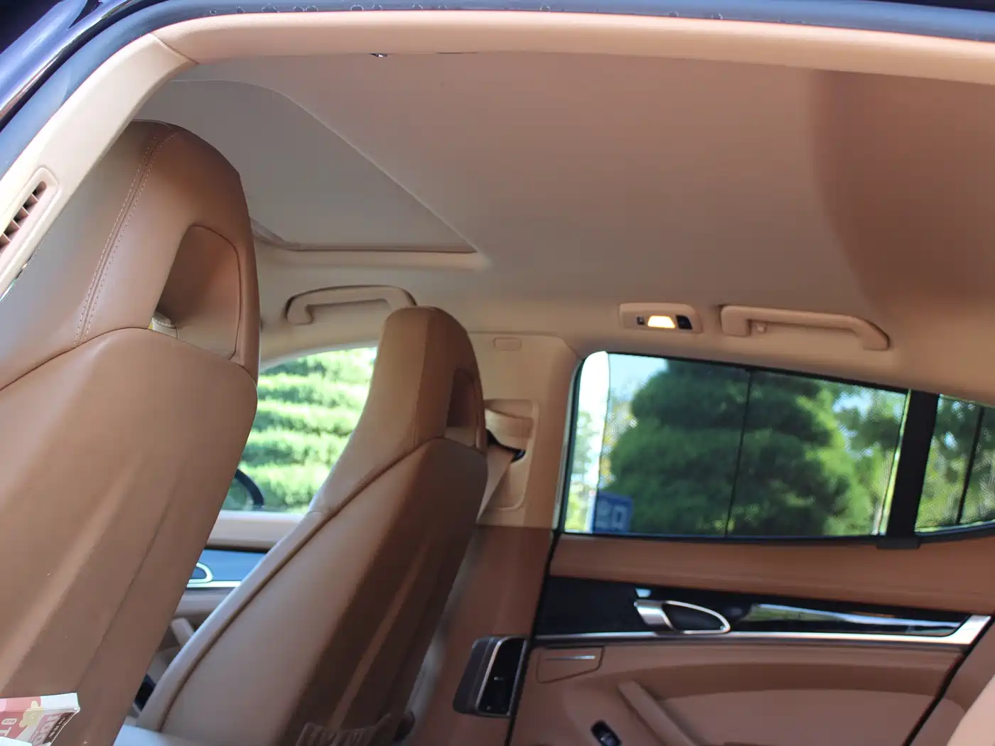 Porsche Panamera 2011 2010 Panamera 4 3.6L
