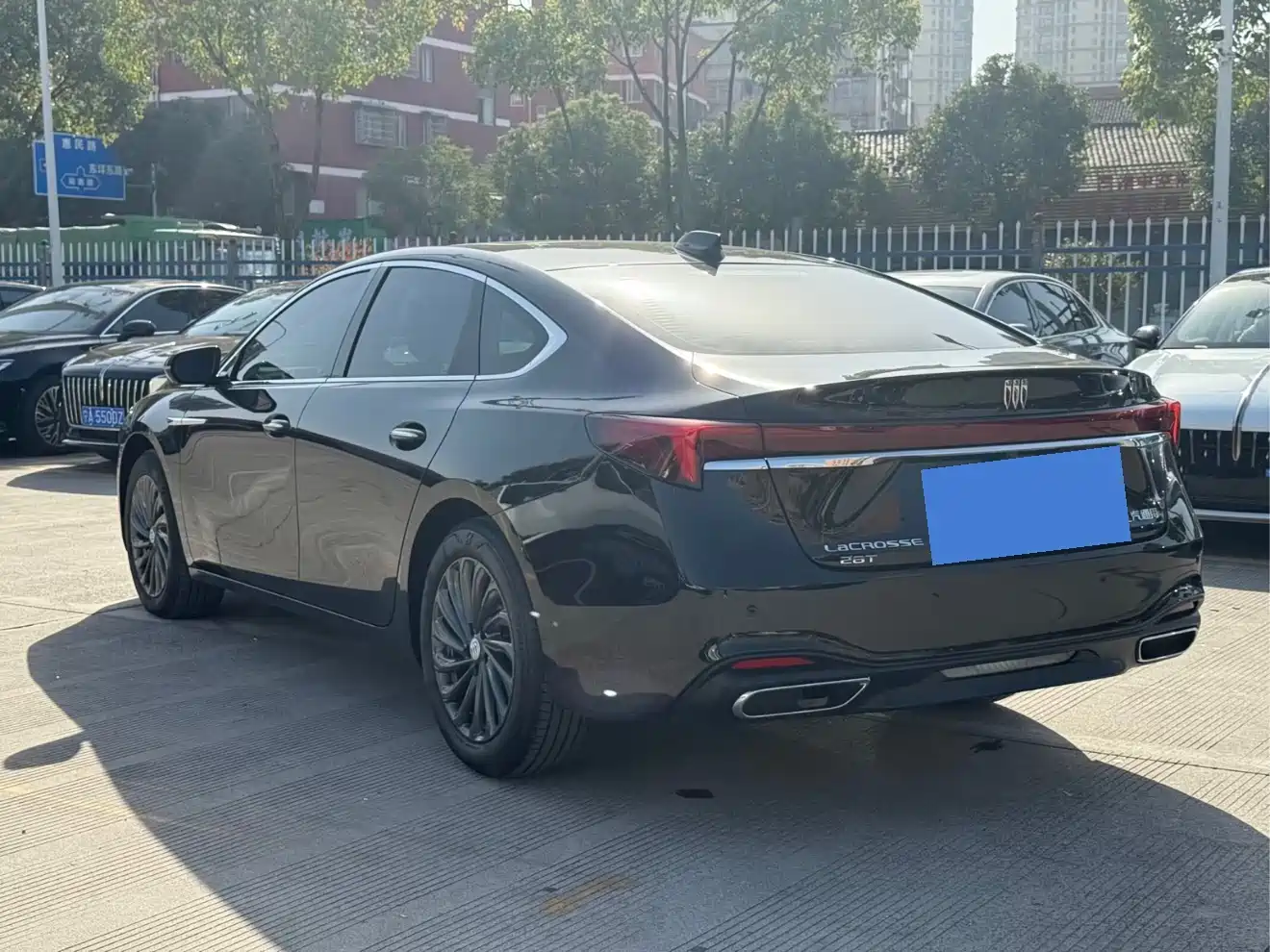 Buick LaCrosse 2025 Model 28T Platinum Edition фото 7