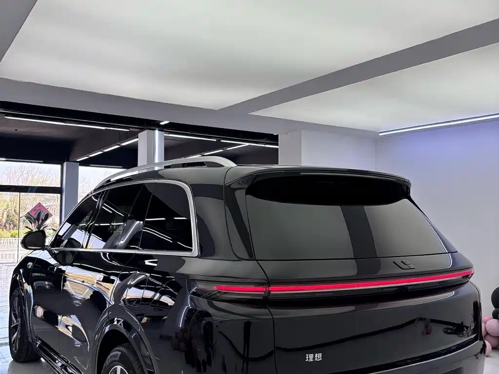 Li Auto IDEAL L8