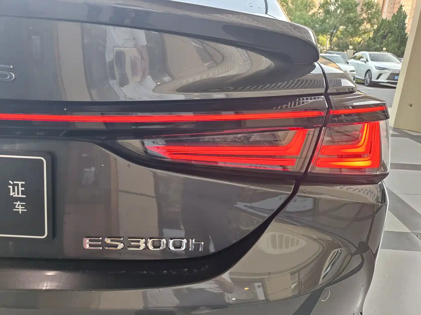 Lexus ES 2025 2025 300h Ultimate Edition