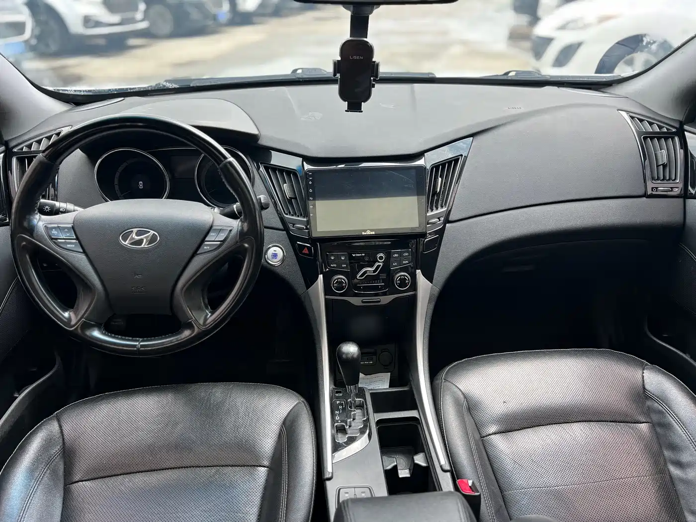 Hyundai Sonata 2014 2.4L Automatic Leading Edition China IV фото 5