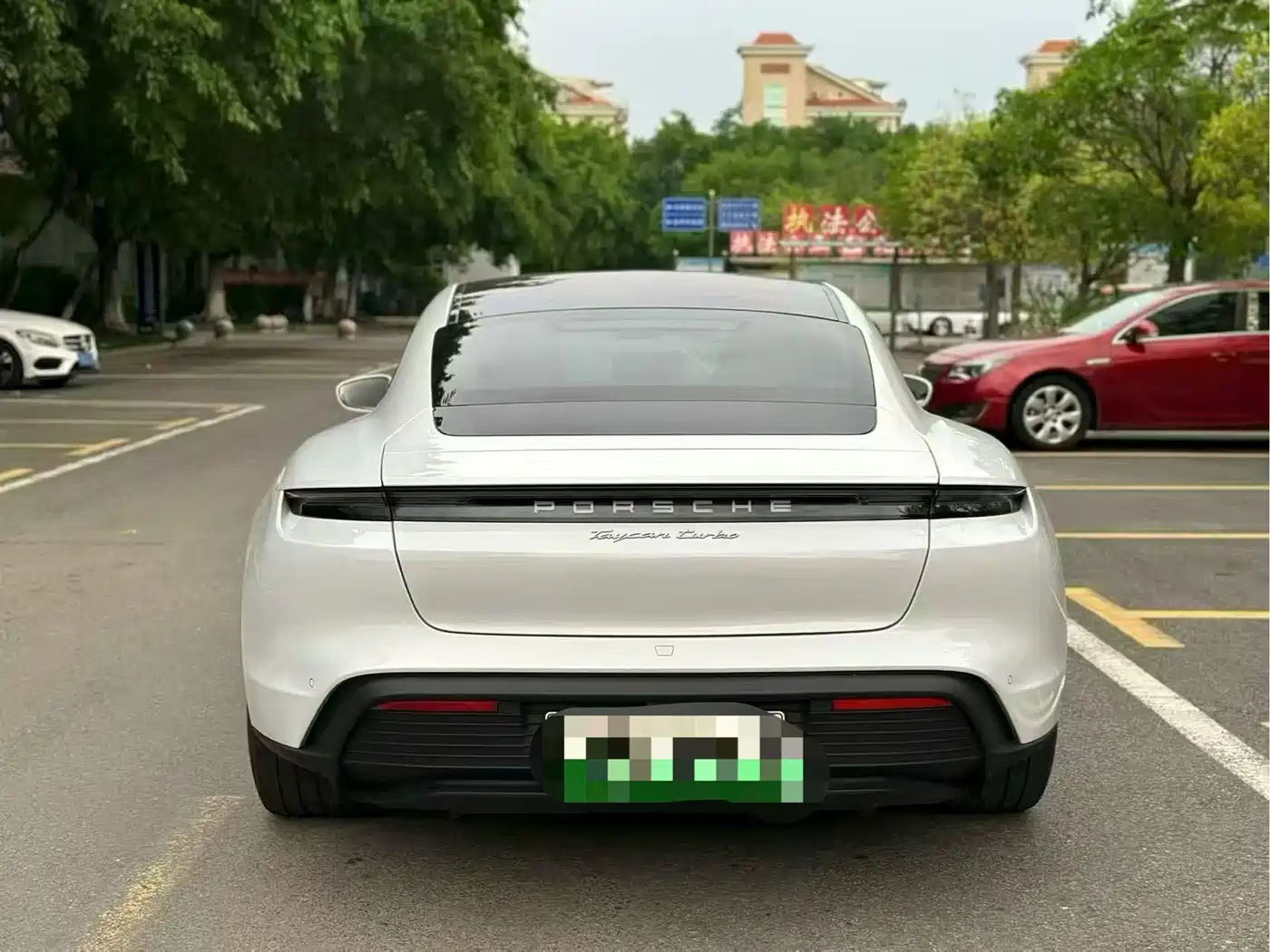 Porsche Taycan 2020 Taycan фото 17