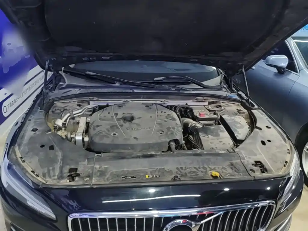 Фото 20 - Volvo S90