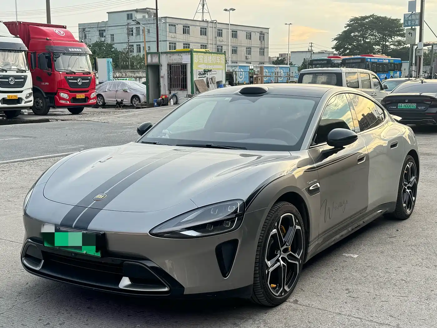 Xiaomi SU7 2024