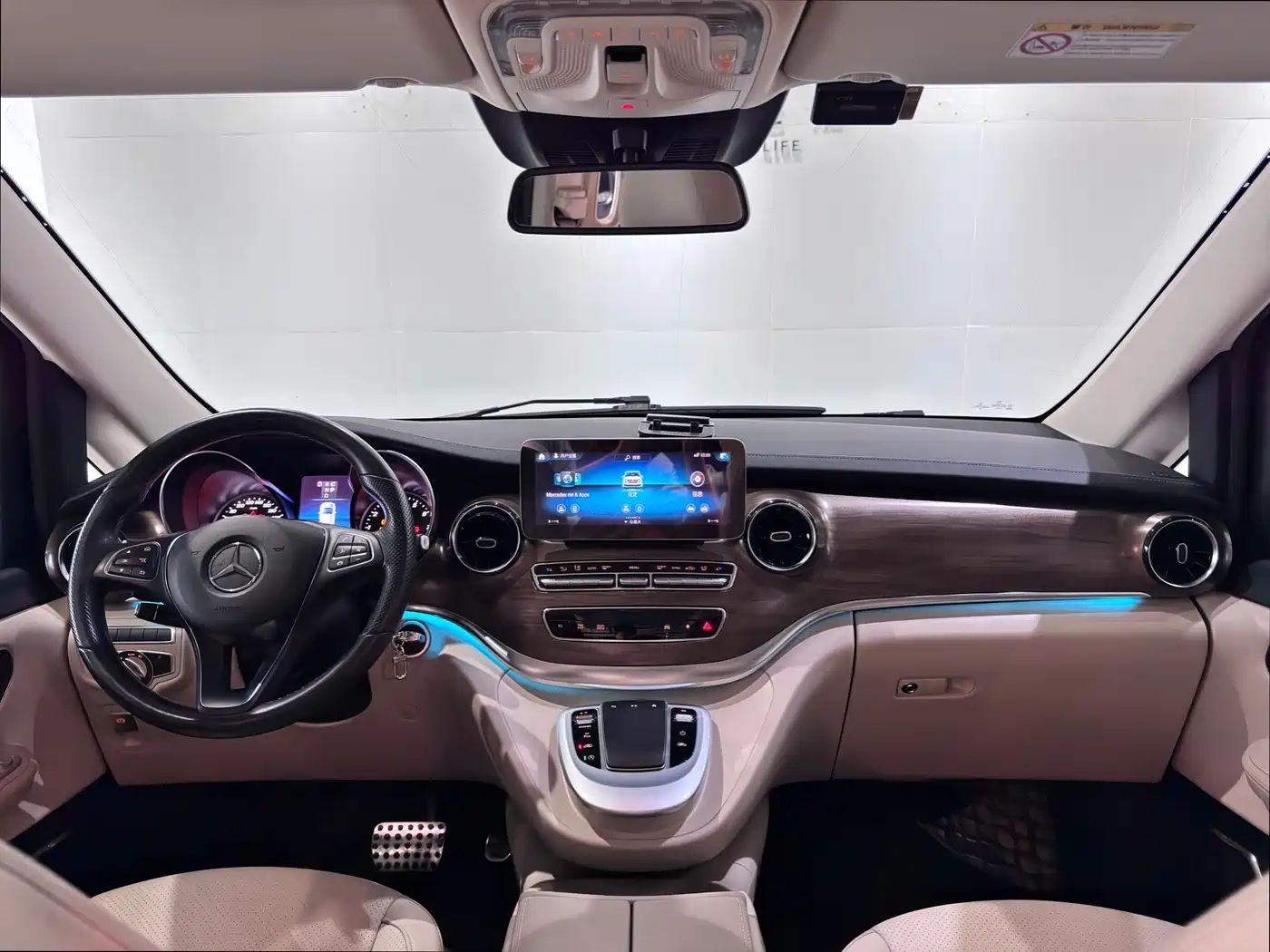 Mercedes-Benz V-Class 2022 V 260 Prestige Edition фото 34