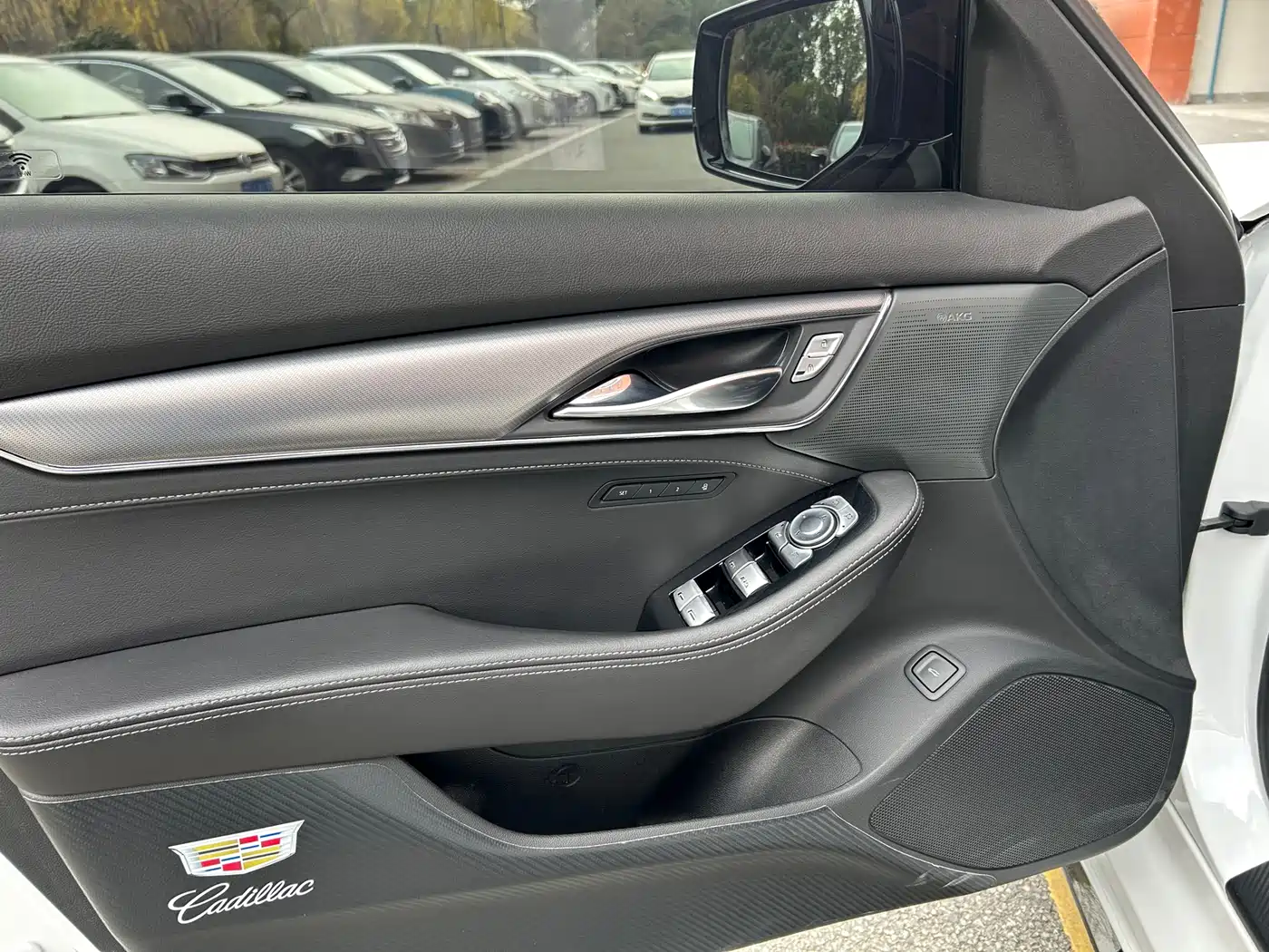 Cadillac CT5 2024 28T Luxury Model Pro фото 14