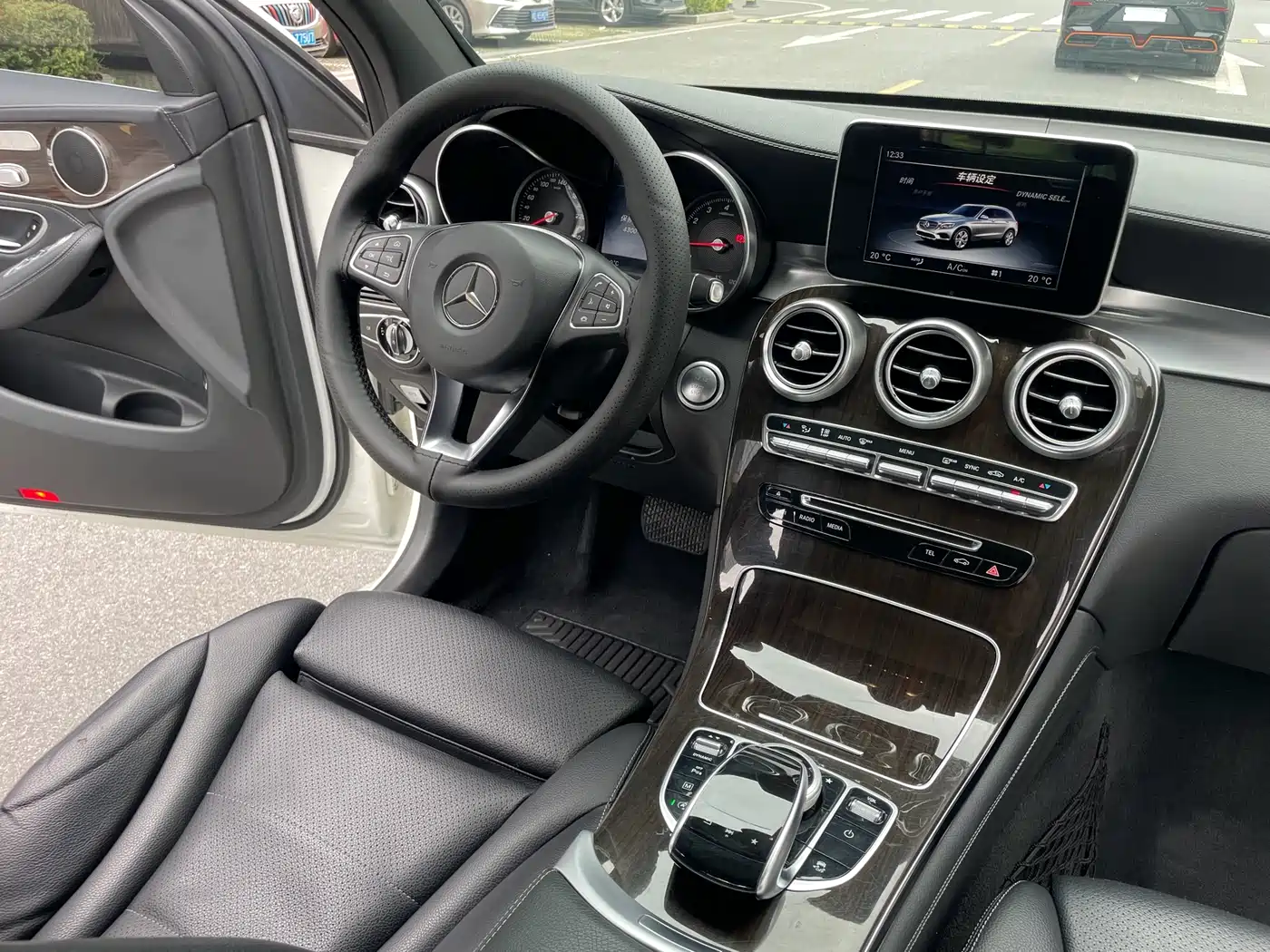 Mercedes-Benz GLC 2017 GLC 260 4MATIC Dynamic фото 22