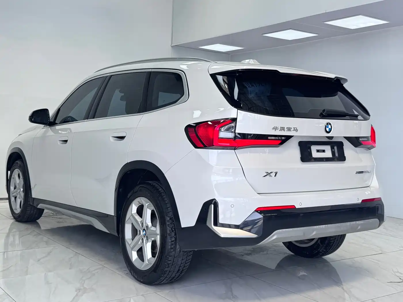 BMW X1 2023 sDrive20Li X Design Package фото 4