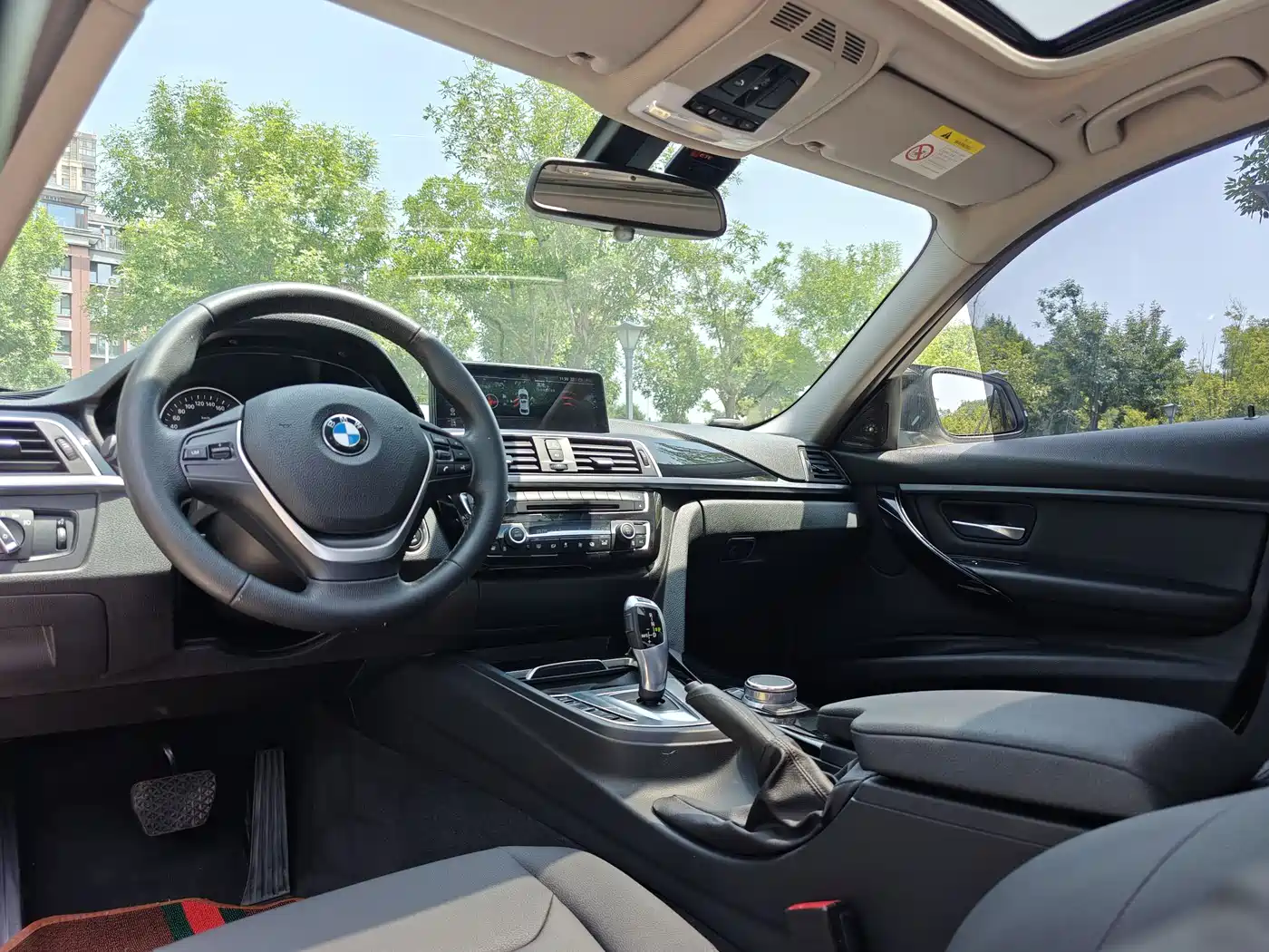 BMW 3 Series 2017 320Li Fashion фото 11