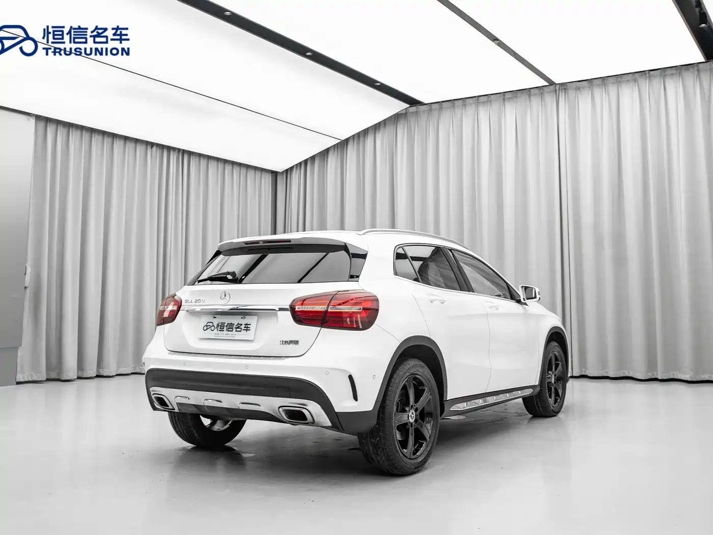 Mercedes-Benz GLA 2018 GLA 200 Fashion фото 4