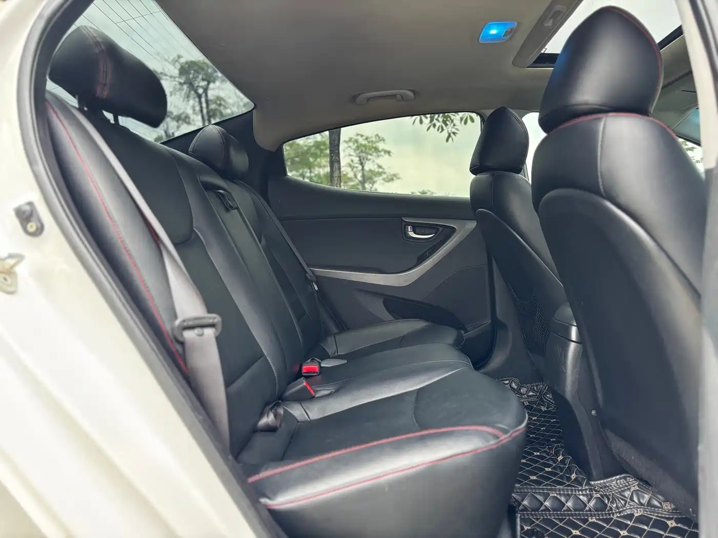 Hyundai Langdong 2015 1.6L Auto Premium фото 11