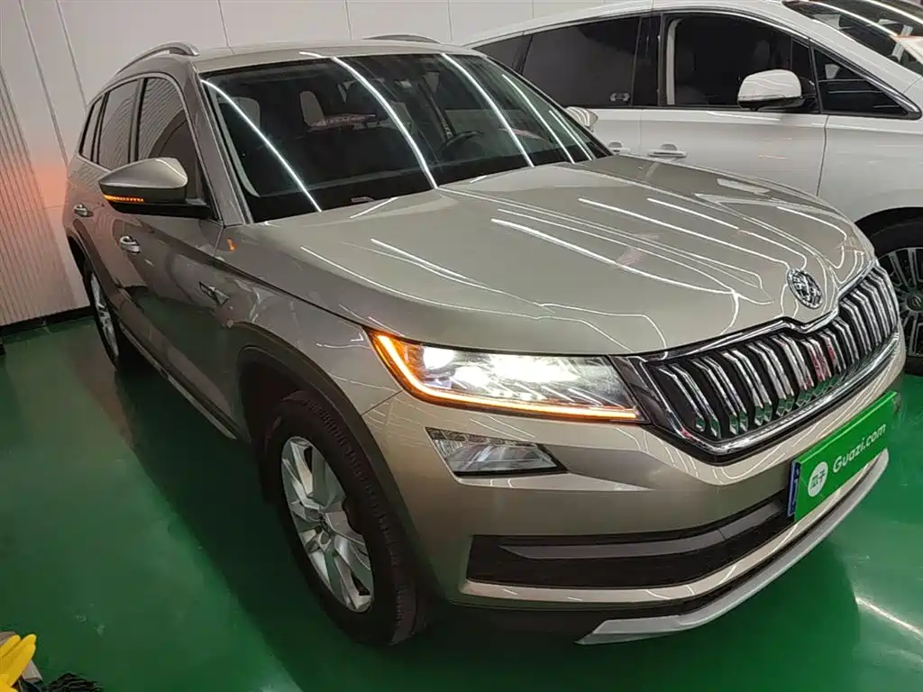 Škoda Kodiaq 2018 Facelift TSI330 7-seat 2WD Premium Luxury Edition фото 4