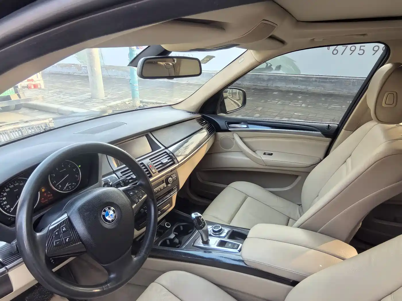 BMW X5 (Import) 2010 xDrive30i Luxury 10th Anniversary Edition фото 4