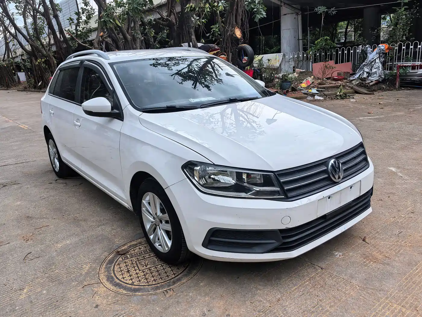 Volkswagen Santana 2017 Gran Santana 1.6L Auto Trendline фото 3