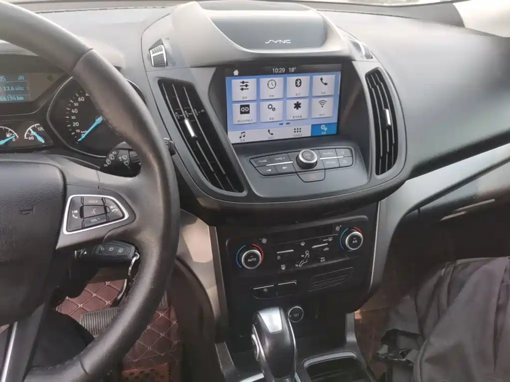 Ford Kuga 2020 2019 EcoBoost 180 2WD Platinum Wing Edition China VI