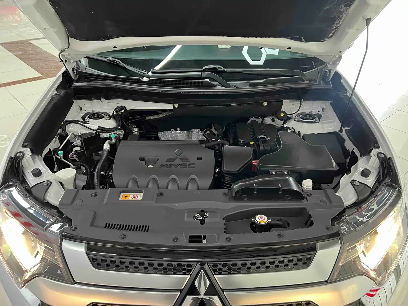 Mitsubishi Outlander 2021 Facelift 2.0L 2WD Comfort Edition 5-Seater фото 21