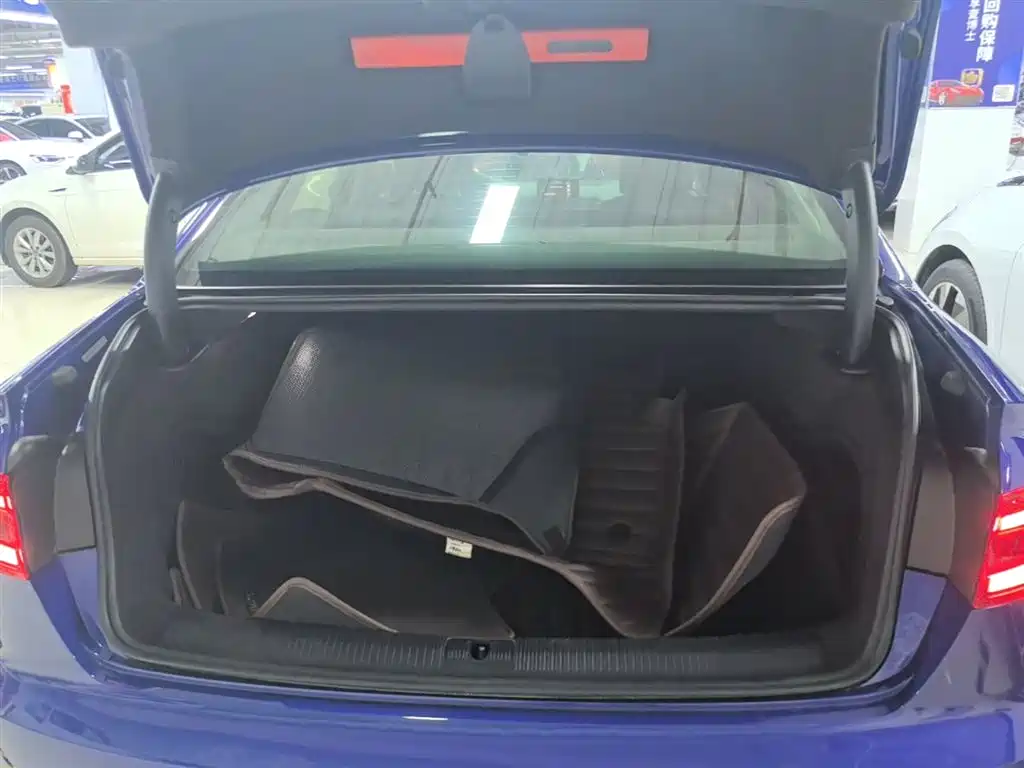 Audi A4L 2019 40 TFSI Progressive (China VI) фото 19
