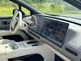 Фото 12 - Li Auto i6