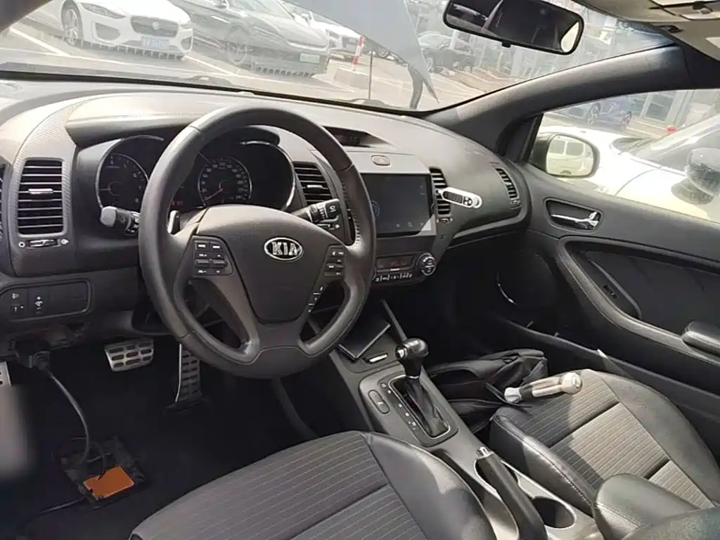 Kia Shuma 2015 2014 1.6T Fashion Edition China IV