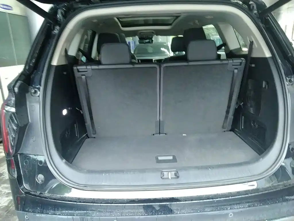 Hongqi HS7 2024 2023 2.0T Auto 4WD Qi Chang Edition 6-Seater