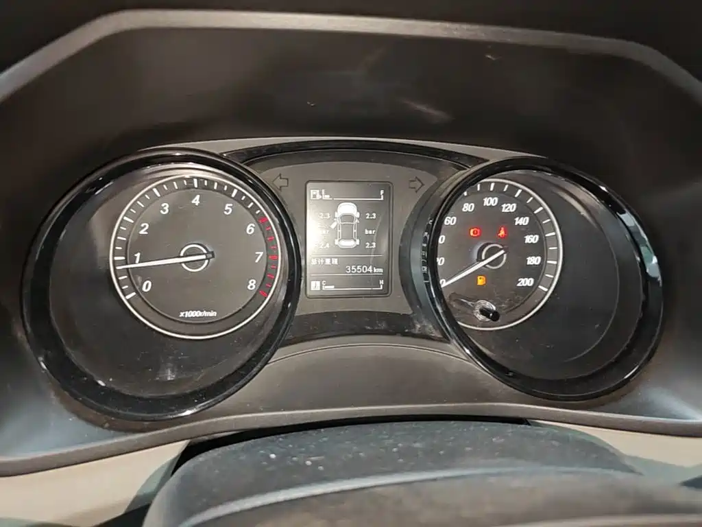 Wuling Motors Wuling Hongguang PLUS 2020 2019 1.5T Manual Luxury 7-seater
