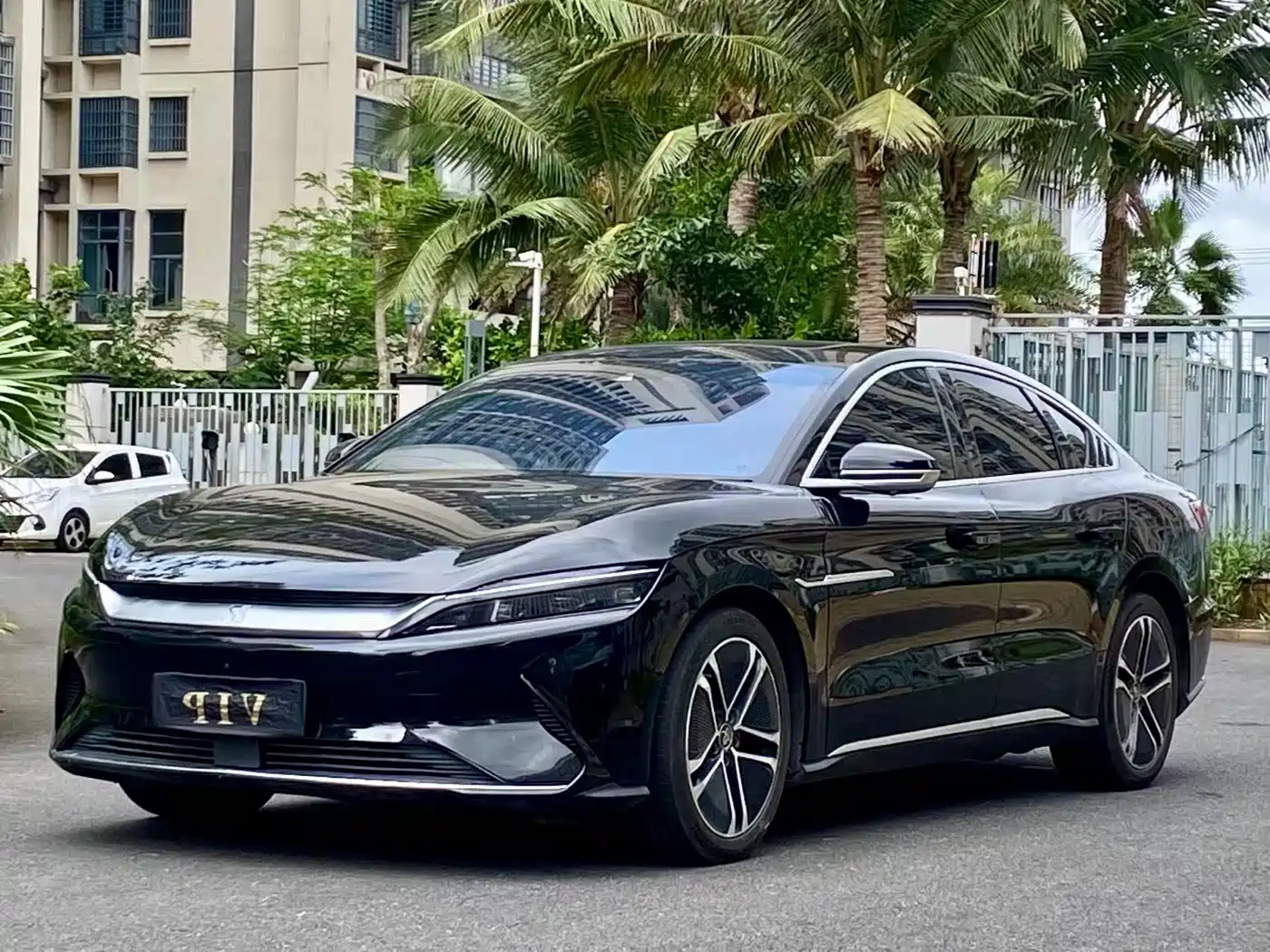 BYD Han 2020 EV Extended Range Premium фото 10