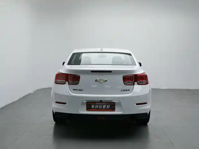 Chevrolet Malibu 2014 2.0L Automatic Luxury — фото 4