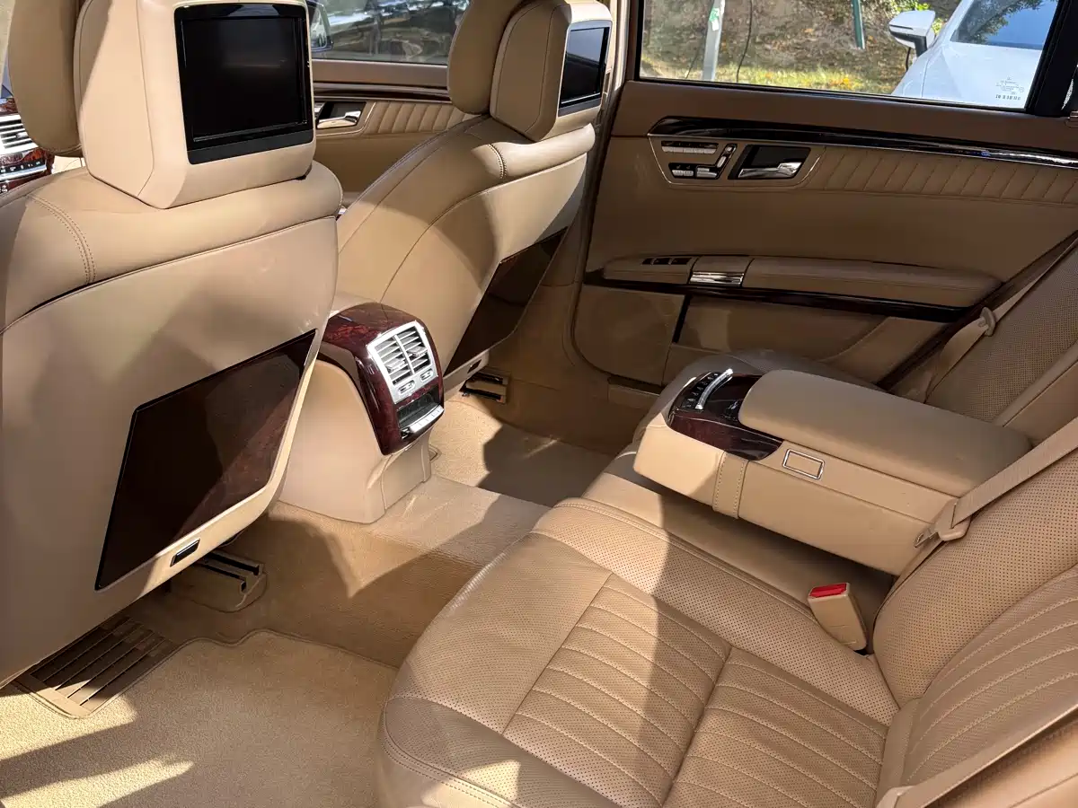 Mercedes-Benz S-Class 2012 S 600 L Grand Edition фото 33