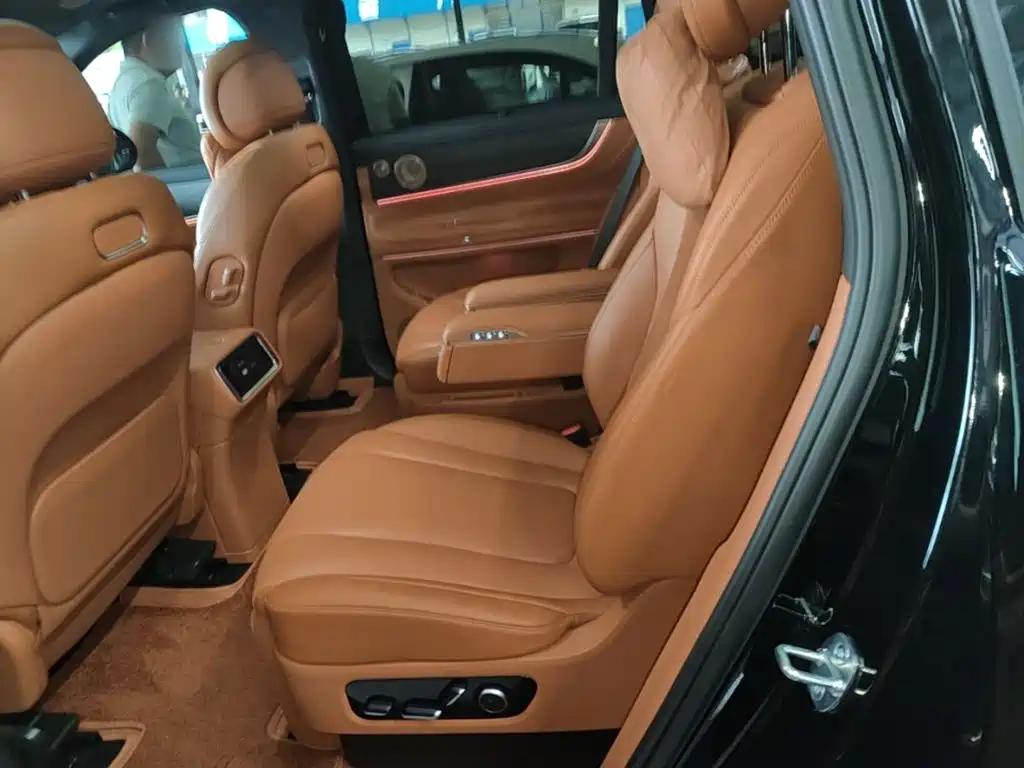 Aito M9 2026 2025 Extended Range Ultra 52kWh 6-Seater