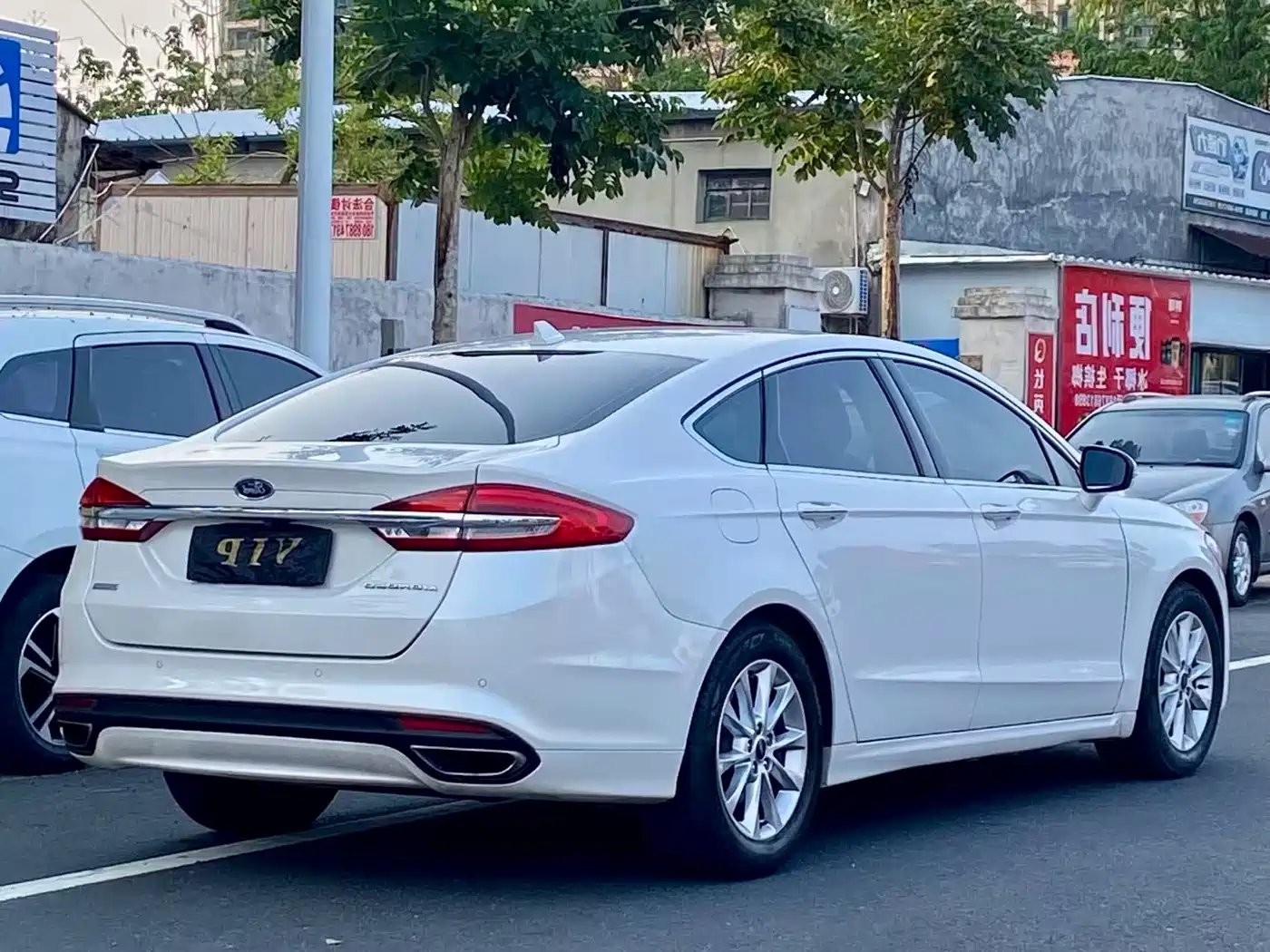 FORD MONDEO