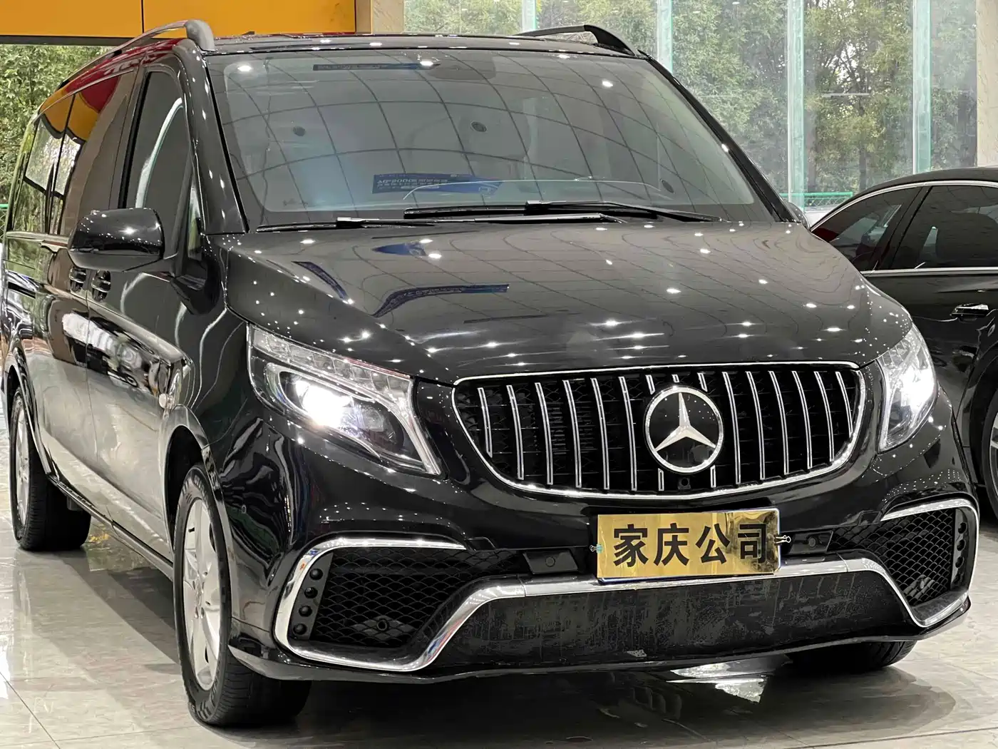 Mercedes-Benz Vito 2020 2.0T Elite Edition (7-seater) фото 3