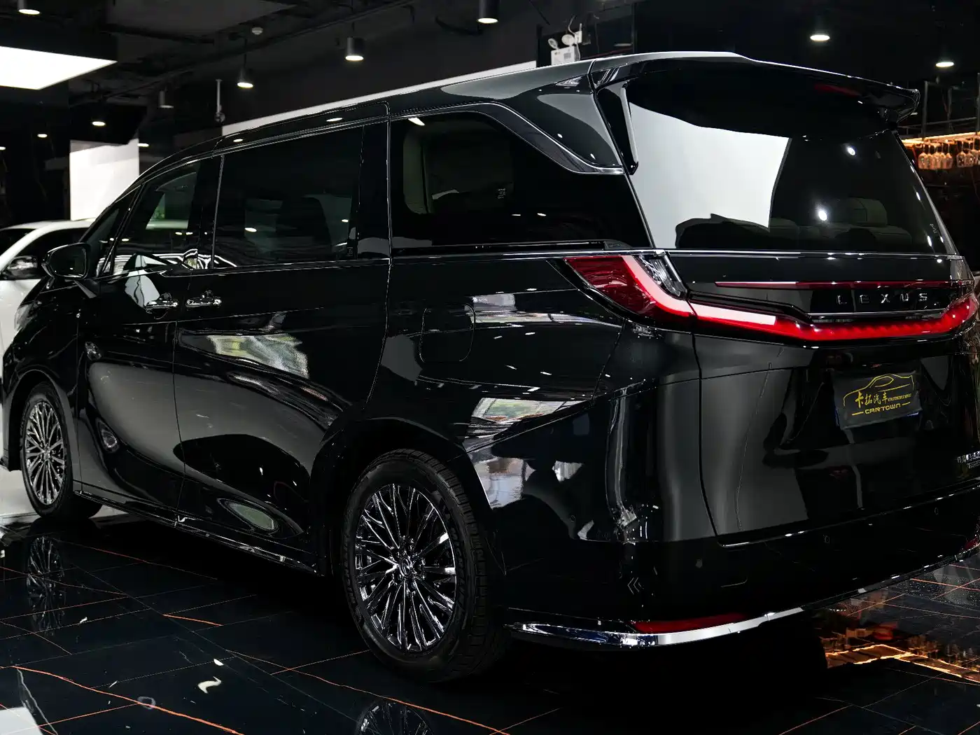 Lexus LM 2025 2025 Model 500h Six-Seater Prestige Edition