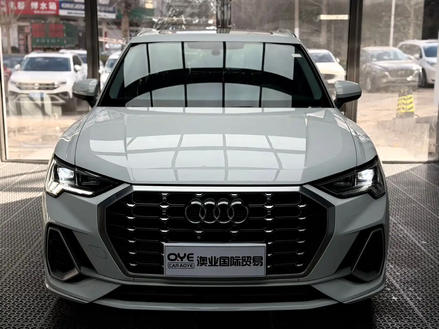 Audi Q3 2022 35 TFSI Fashion Dynamic фото 3