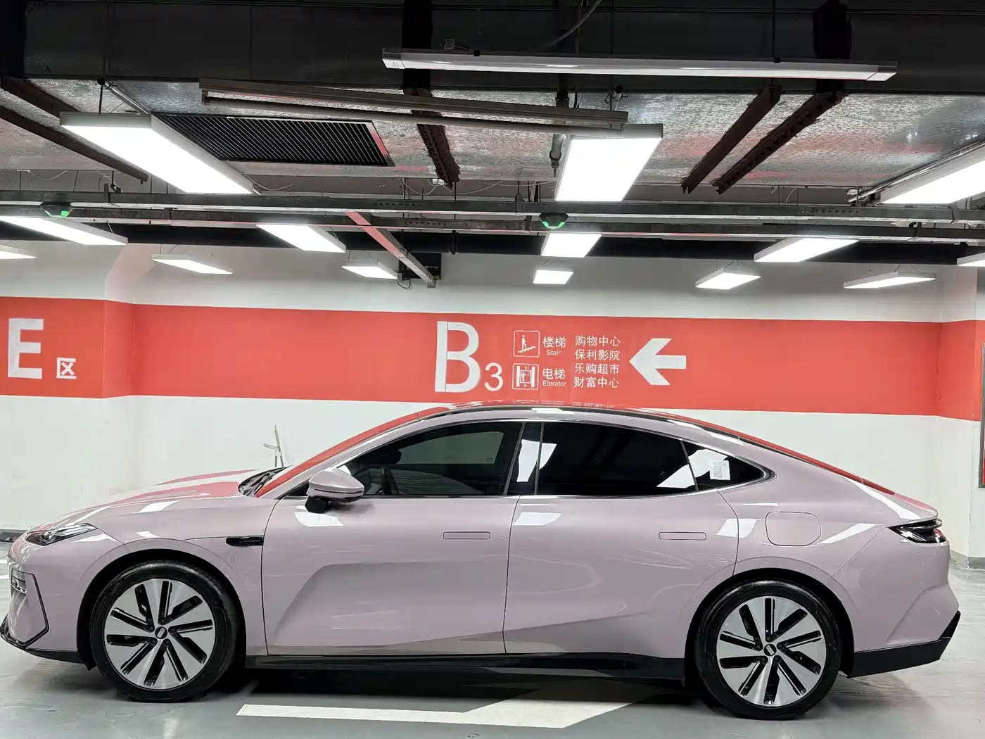 Geely Galaxy Galaxy E8 2024 2024 665km RWD Starship Voyager Edition