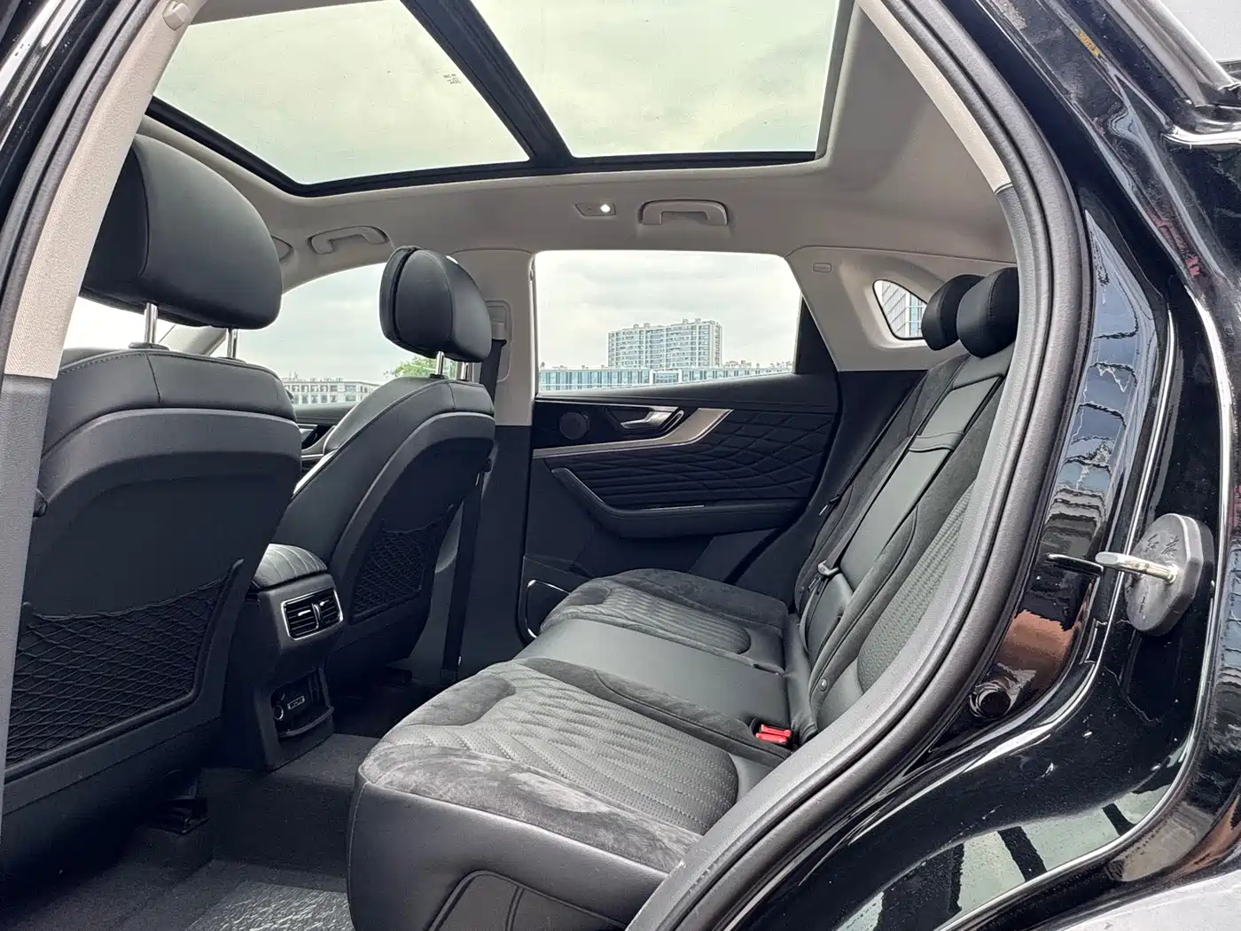 Hongqi HS5 2022 2.0T Smart Connect Premium Edition фото 10